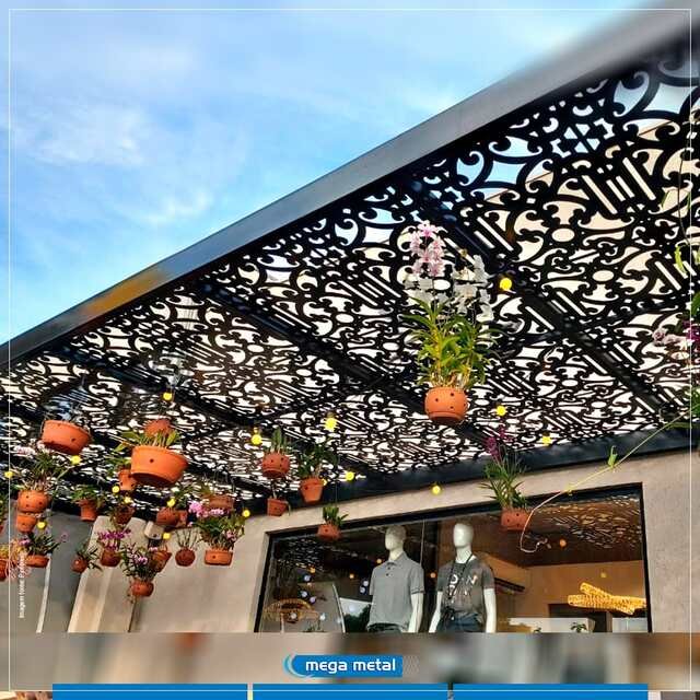Pergolados em chapa metálica cortada a laser pela Mega Metal