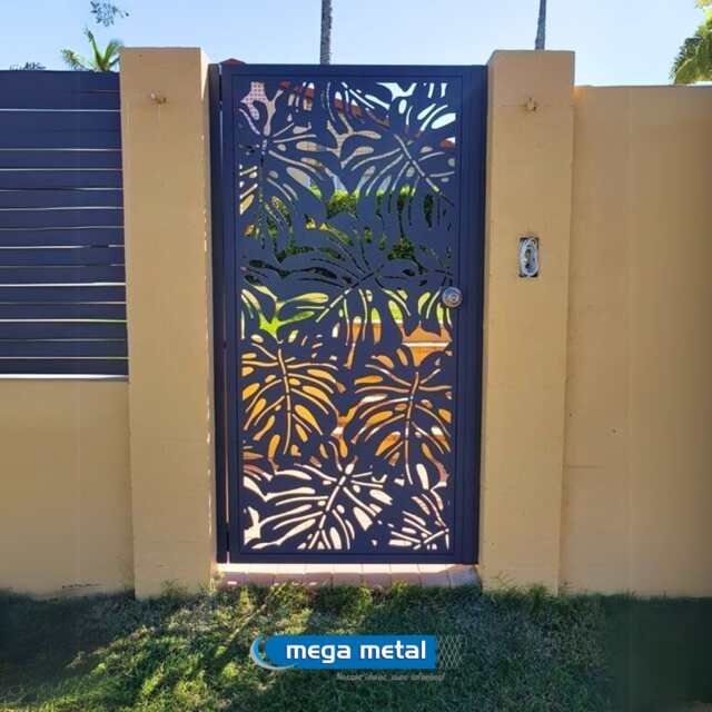 Portões em chapa metálica cortada a laser pela Mega Metal