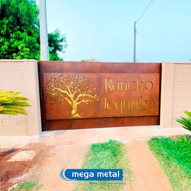 Portões em chapa metálica cortada a laser pela Mega Metal